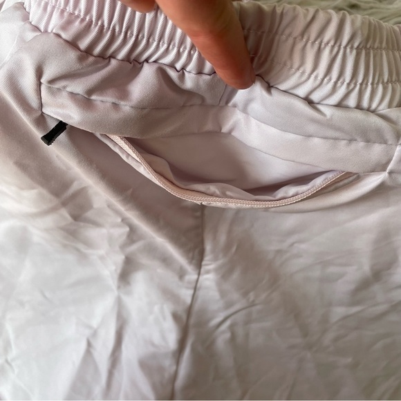 NU-IN Active Pale Pink Polyester Running Shell Shorts 005-00316-0028 EUC Size S - Picture 3 of 6